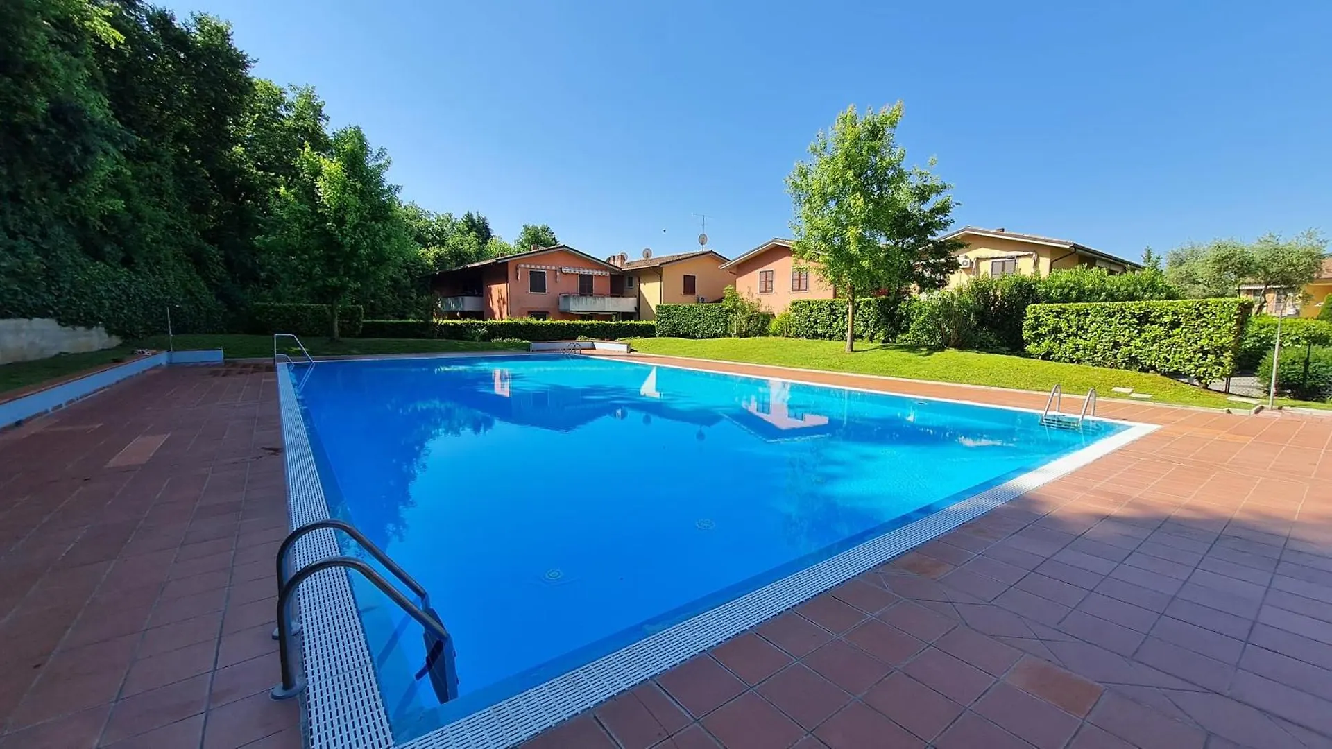 Appartamenti Holidays Colà 0*,